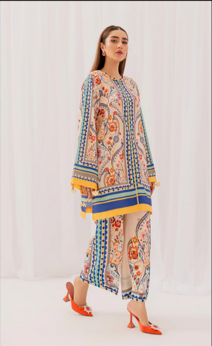 Elegant Floral and Geometric Print Ensemble